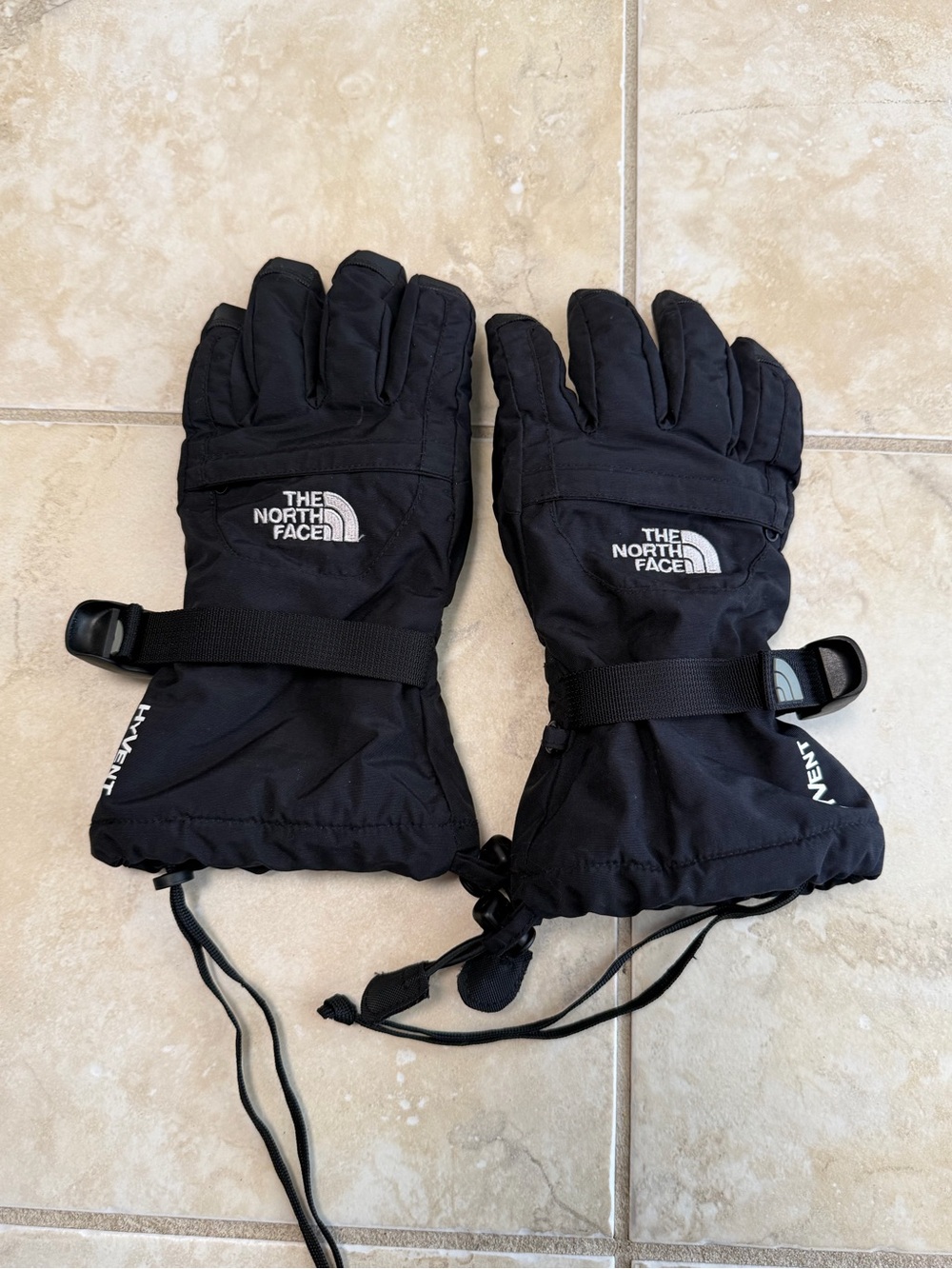THE NORTH FACE juniors Montana Insulated Ski Glove, TNF Black, size  Medium